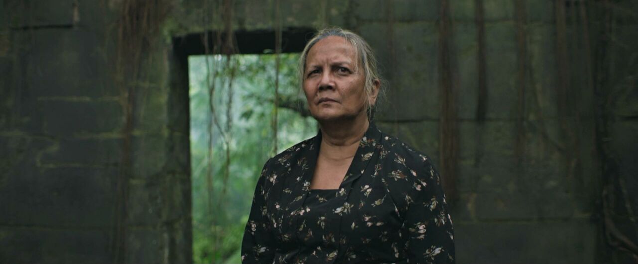 Selain The Last of Us, ini Deretan Film Populer yang Dibintangi oleh Christine Hakim 16 Perempuan Tanah Jahanam
