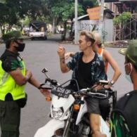 Apakah Menjaga Adab Berada di Tempat Wisata Sebegitu Sulit?
