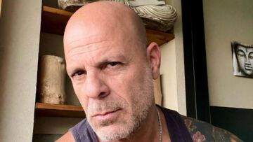 Usai Putuskan Rehat dari Dunia Akting, Aktor Bruce Willis Didiagnosis Demensia Frontotemporal