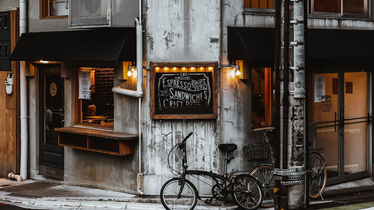 Kedai Kopi dan Kisah Cinta