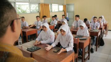 Gubernur NTT Wajibkan Masuk Sekolah Jam 5 Pagi Bagi Siswa SMA dan SMK, ini Alasannya