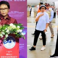 Gaya Asyik Menlu Retno Marsudi Pakai Sneakers Beda Warna, Banjir Pujian Warganet. Kece!