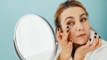 7 Kandungan Skincare Anti Aging yang Bantu Kamu Hempaskan Penuaan Dini