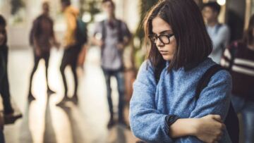 Mengenal Social Anxiety