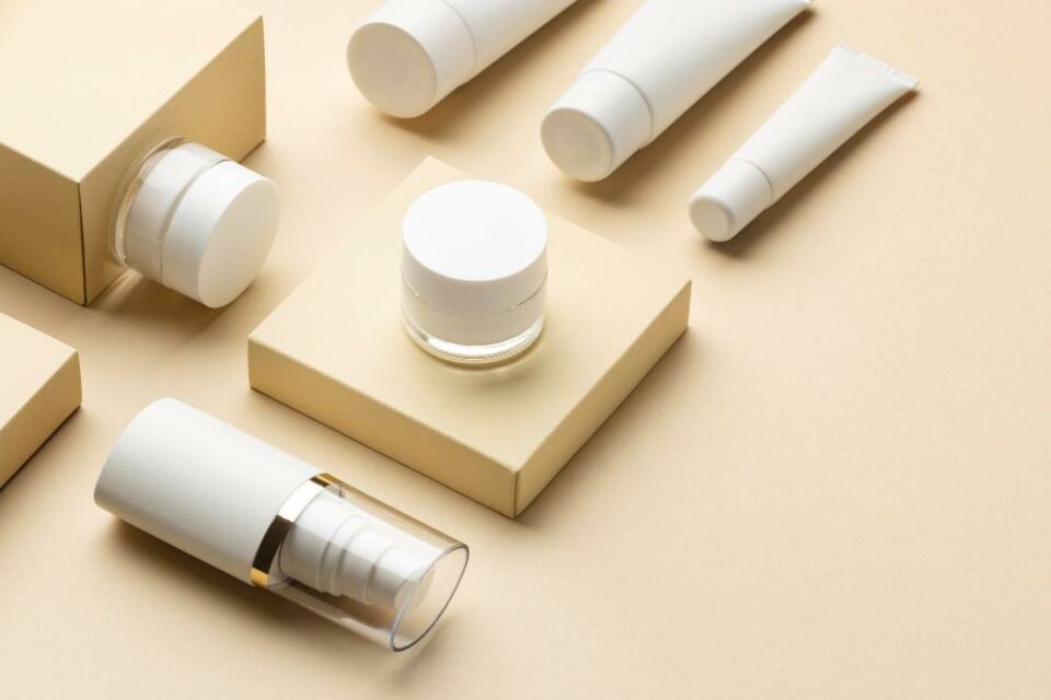 ilustrasi skincare | Photo by Freepik