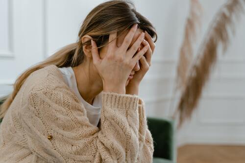 Kenapa Catcalling Terus Terjadi di Indonesia?