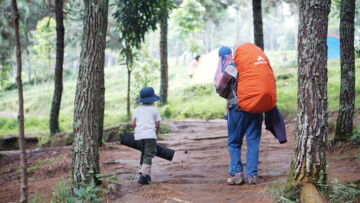 Berencana Membawa Anak ke Gunung? Perhatikan Hal Ini