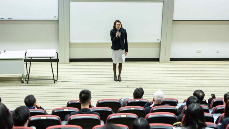 Mau Bersiap Kuliah? Jangan Lupa Lakukan Kelima Hal Ini Sebelum Kuliah!