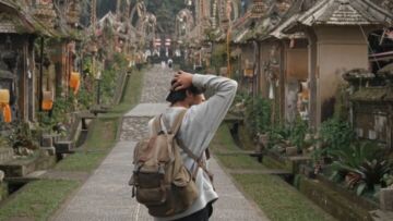 Solo Traveling dapat Mengobati Patah Hati