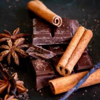Suka Makan Cokelat Saat Menstruasi? Inilah Efeknya