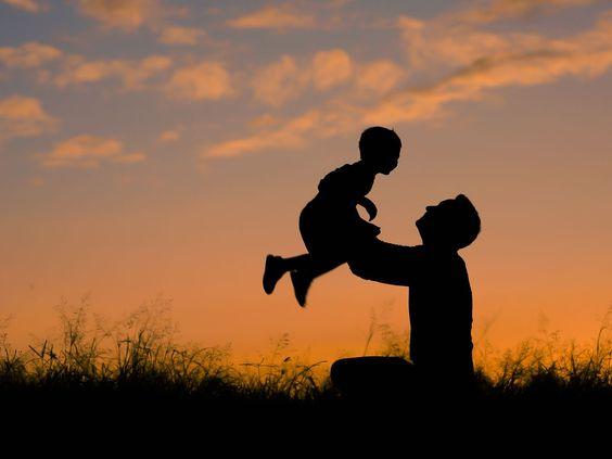 Peran Tak Tergantikan: Kepentingan Seorang Ayah dalam Tumbuh Kembang Anak