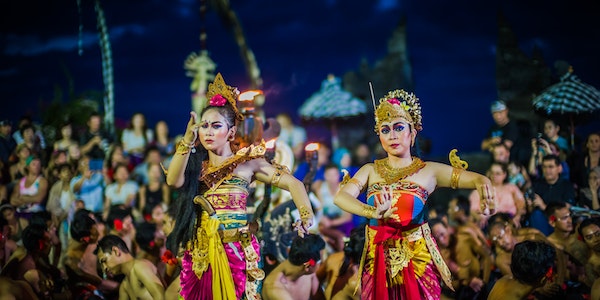 Hobby Menari Tradisional