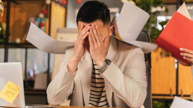 Dikit-dikit burnout, dikit-dikit burnout. Apasih itu Burnout? Gen-Z wajib baca!