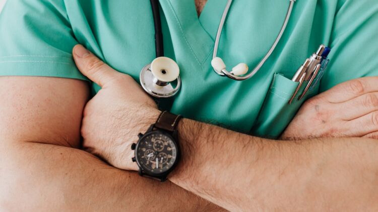 Lamanya Perjalanan Seorang Dokter