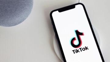 5 Hal yang Membuat Kamu Ketagihan Scroll Tiktok