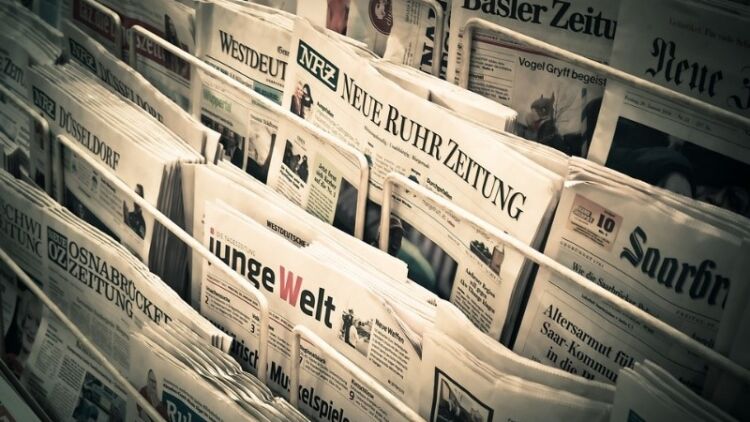 Eksistensi Media Cetak Koran di Era Digital