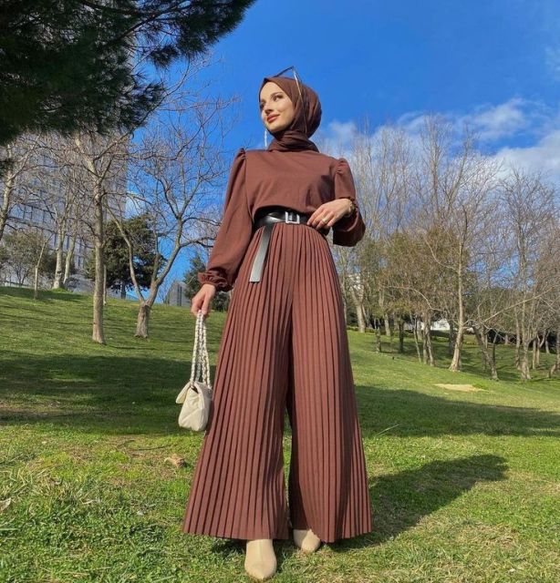 8 Jumpsuit Hijab yang Pas Buat Kondangan, Alternatif Selain Kebaya atau Busana Batik Nih! 12