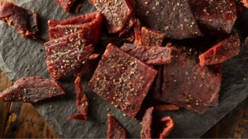 7 Cara Mengawetkan Daging Tanpa Kulkas agar Tahan Lama, Cara Lama yang Mulai Terlupakan