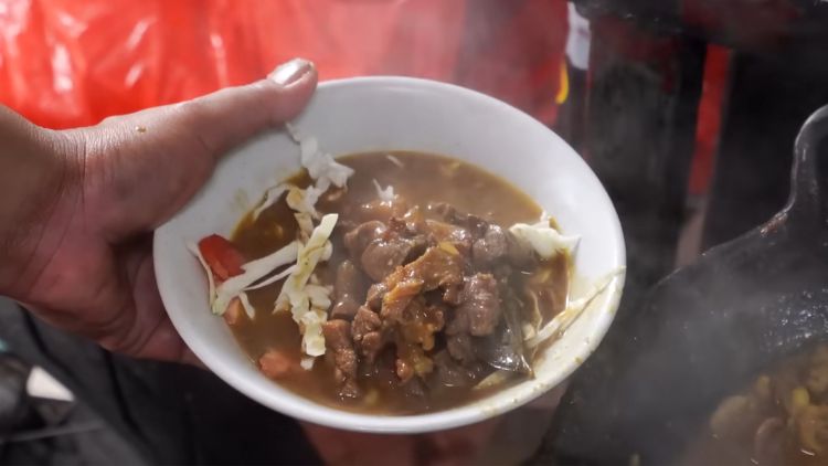 7 Resep Olahan Daging Kambing yang Enak Saat Idul Adha, Praktis dan Tidak Bau 17 hipwee-resep olahan daging kambing - tongseng