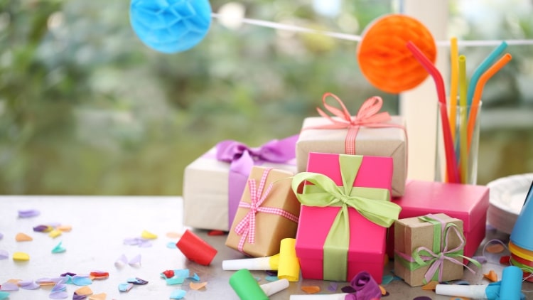 hipwee-ucapan ulang tahun untuk adik perempuan manis dan penuh kasih sayang
