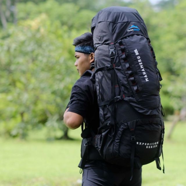 carrier atau tas gunung