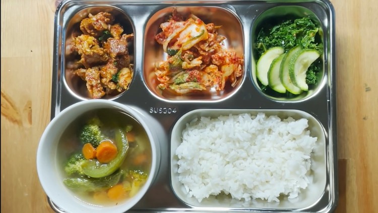 Jenis-Jenis Makan Siang di Berbagai Negara, Mana Favoritmu?