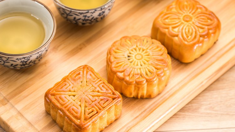 9 Kue Khas Imlek yang Bikin Suasana Tahun Baru Cina Jadi Meriah