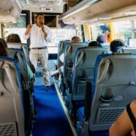 Mau Study Tour atau Outing Class ke Pantai? Kamu Wajib Lakukan Hal Ini!