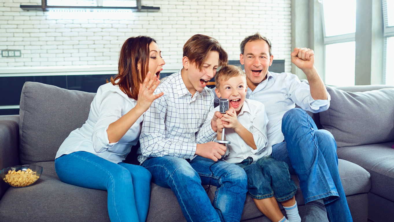 7 Lagu tentang Keluarga yang Harus Kamu Dengarkan, Setidaknya Seumur Hidup Sekali!