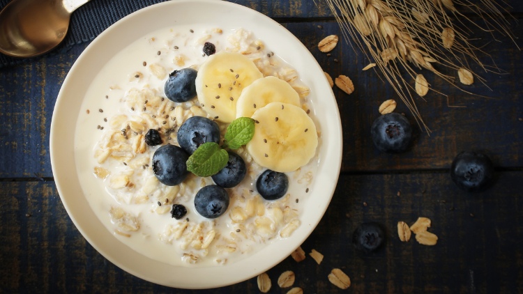 10 Menu Sahur untuk Diet agar Tetap Kenyang dan Fit di Bulan Puasa