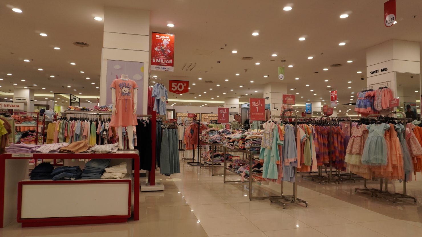 Harga Baju Lebaran hipwee-Belanja offline