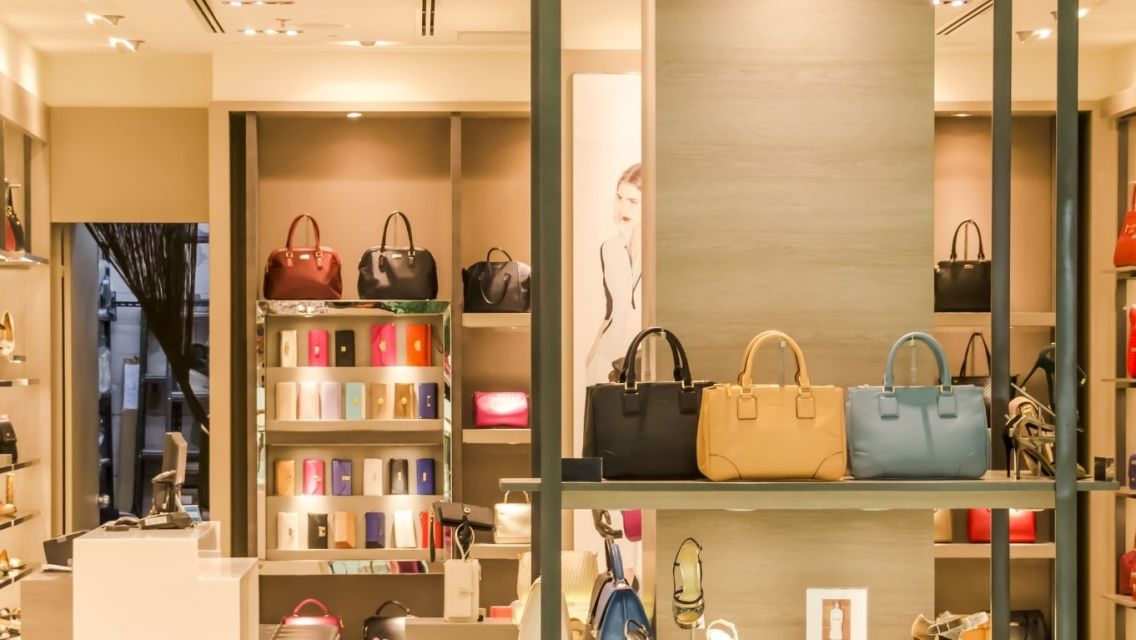 Siapa Sangka? 5 Tas Branded Ini Diklaim Made in China!