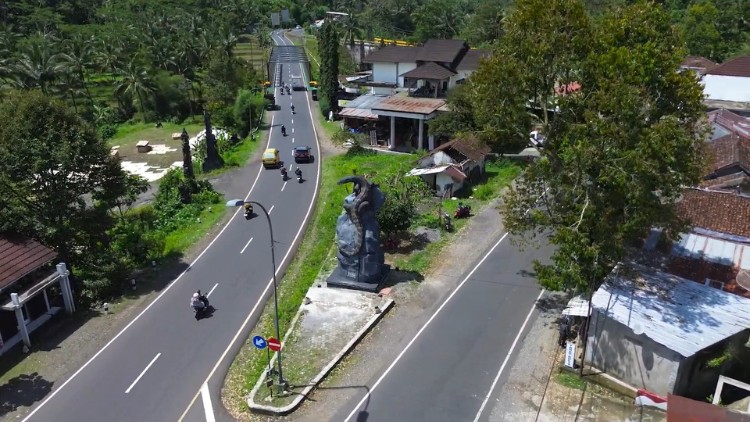 Tugu Biawak Wonosobo Viral! Ini Daftar Tugu Unik di Indonesia yang Terkenal