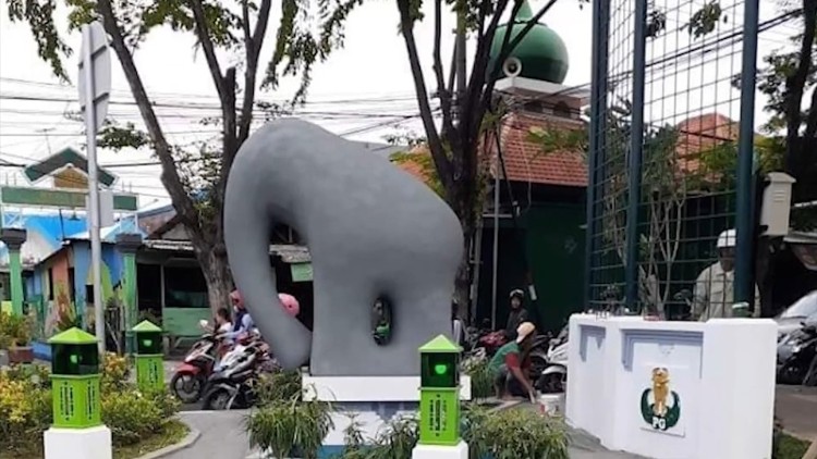 Tugu Biawak Wonosobo Viral! Ini Daftar Tugu Unik di Indonesia yang Terkenal