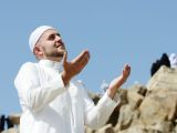 17 Contoh Ucapan Doa untuk Orang Berangkat Haji, Semoga Mabrur!