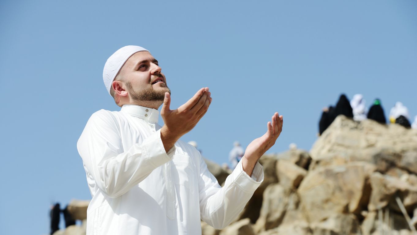 17 Contoh Ucapan Doa untuk Orang Berangkat Haji, Semoga Mabrur!