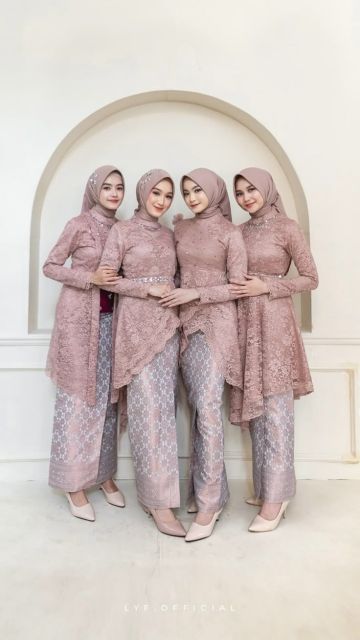 7 OOTD Bridesmaid Hijab Kekinian yang Elegan dan Cantik