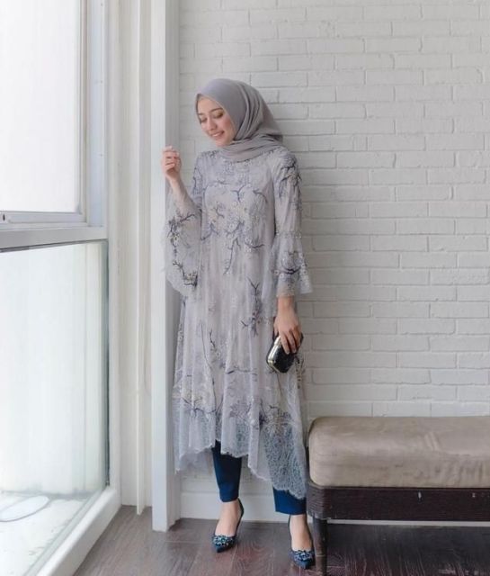 10 Outfit Kondangan Pakai Celana yang Bikin Kamu Tampil Stunning dan Stylish!