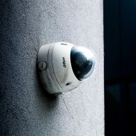 5 Aplikasi Gratis Ini Bisa Buat HP Bekasmu Jadi CCTV Professional!