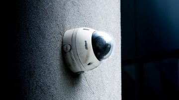 5 Aplikasi Gratis Ini Bisa Buat HP Bekasmu Jadi CCTV Professional!
