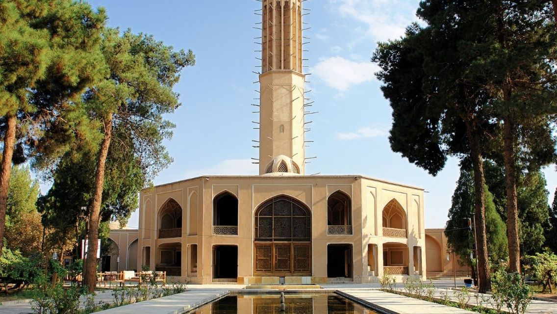 6 Destinasi Wisata di Iran Paling Aesthetic dan Aman Dikunjungi Turis