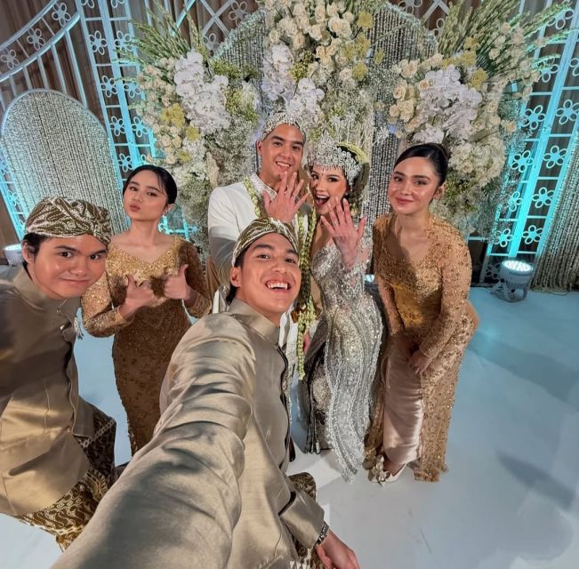 El dan Dul bersama pacar di penikahan al ghazali dan alyssa