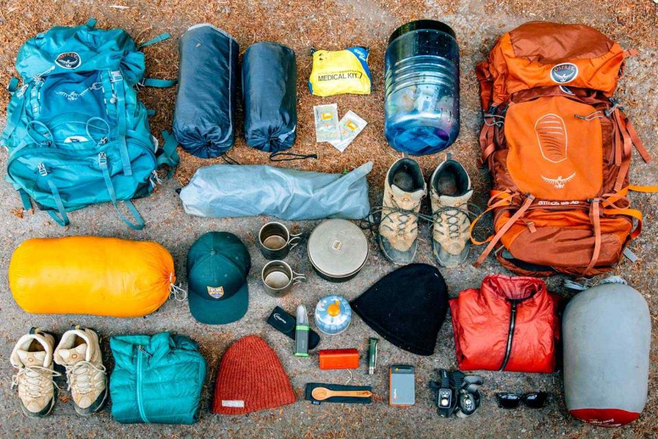 perlengkapan untuk naik gunung