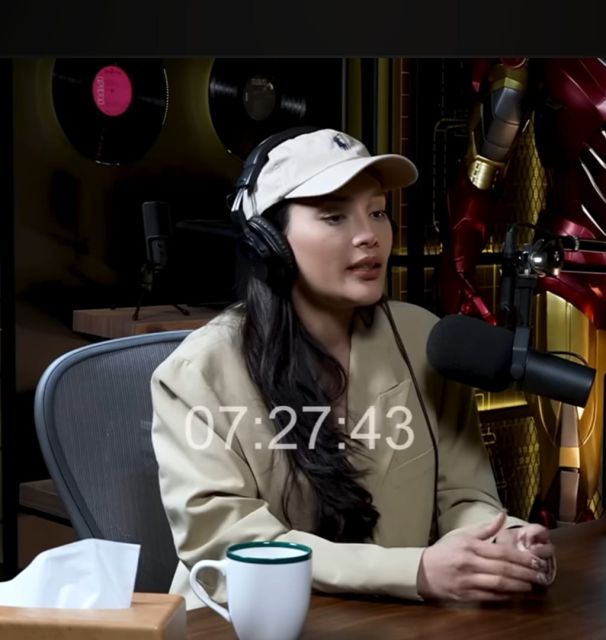 Erika Carl hamil 9 bulan-pernyataannya di podcast close the door