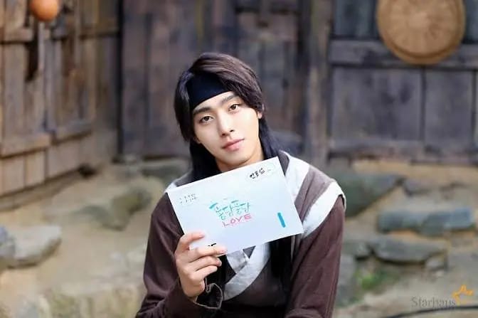 Ahn Hyo-seop Splash-splash love.