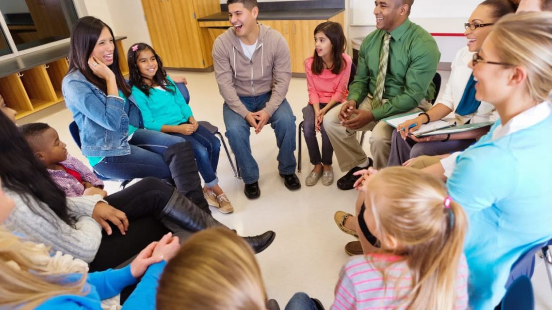 peran ortu dan guru sangat penting