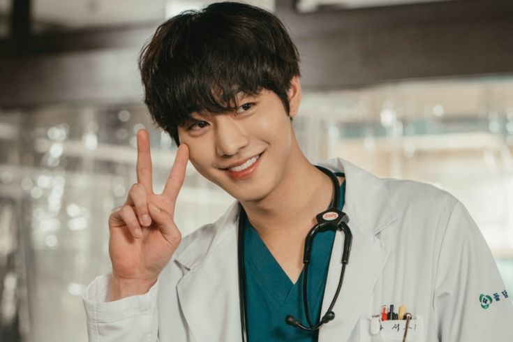 Ahn Hyo-seop-Dr romantic 2