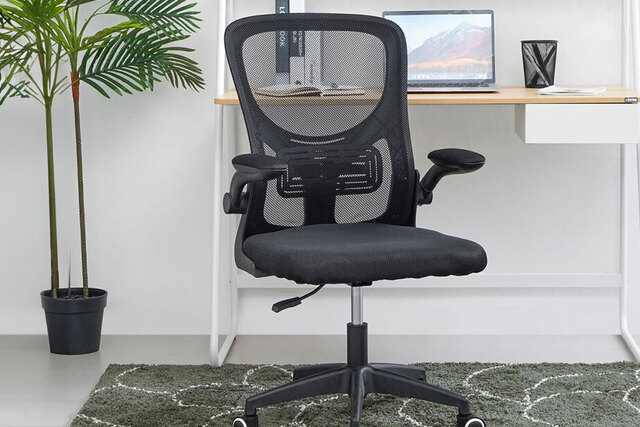 kursi ergonomis informa zidan