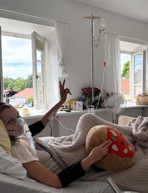 Lyme Disease Bella hadid