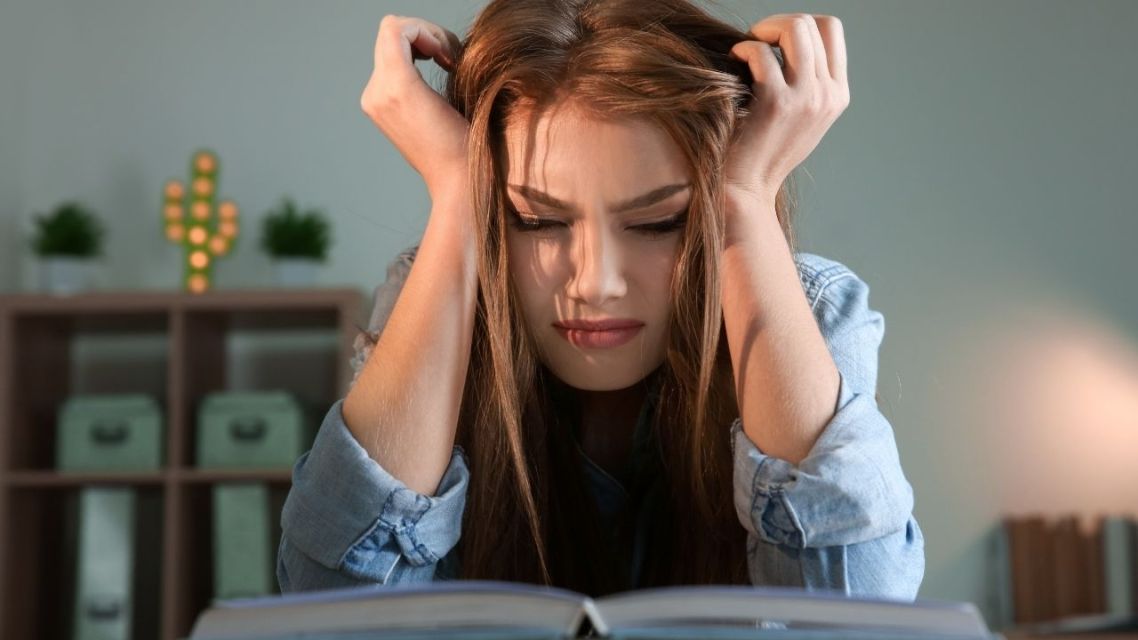 minim validasi emosional nyata